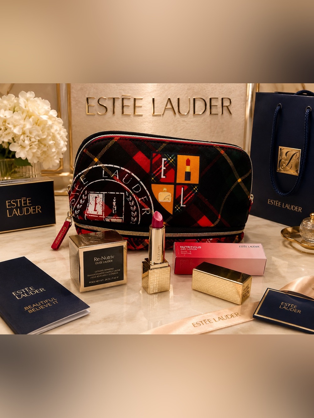 Estée Lauder Luxury Beauty Gift Set – Re-Nutriv & Lipstick